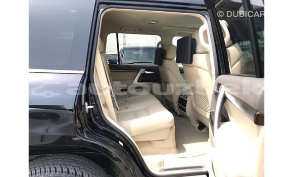 Buy Import Toyota Land Cruiser Black Car in Import - Dubai in Andijon Buy Import Toyota Land Cruiser Black Car in Import - Dubai in Andijon