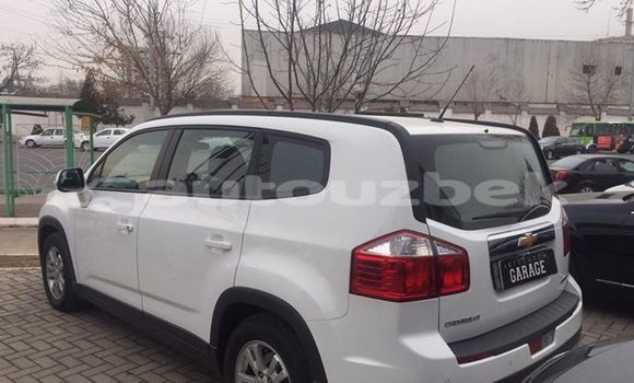 Buy Used Chevrolet Orlando White Car in Tashkent in Toskent