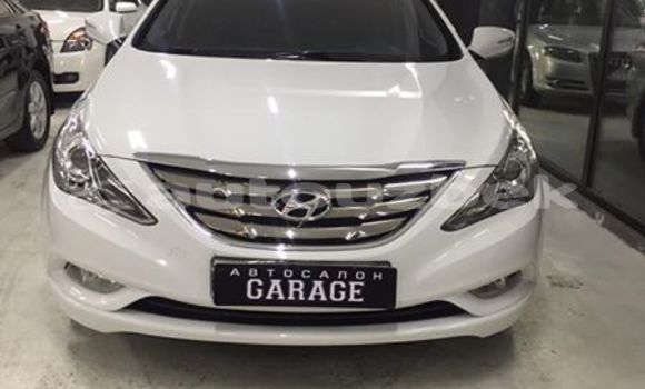 Buy Used Hyundai Sonata White Car in Tashkent in Toskent Buy Used Hyundai Sonata White Car in Tashkent in Toskent