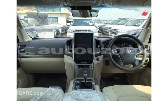 Buy Import Toyota Land Cruiser Other Car in Import - Dubai in Andijon Buy Import Toyota Land Cruiser Other Car in Import - Dubai in Andijon