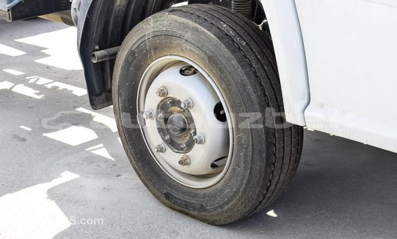 Buy Import Mercedes-Benz 190 White Car in Import - Dubai in Andijon Buy Import Mercedes-Benz 190 White Car in Import - Dubai in Andijon