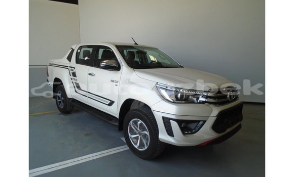 Buy Import Toyota Hilux White Car in Import - Dubai in Andijon Buy Import Toyota Hilux White Car in Import - Dubai in Andijon