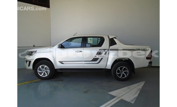 Buy Import Toyota Hilux White Car in Import - Dubai in Andijon Buy Import Toyota Hilux White Car in Import - Dubai in Andijon
