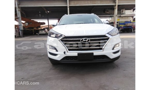 Buy Import Hyundai Tucson White Car in Import - Dubai in Andijon Buy Import Hyundai Tucson White Car in Import - Dubai in Andijon