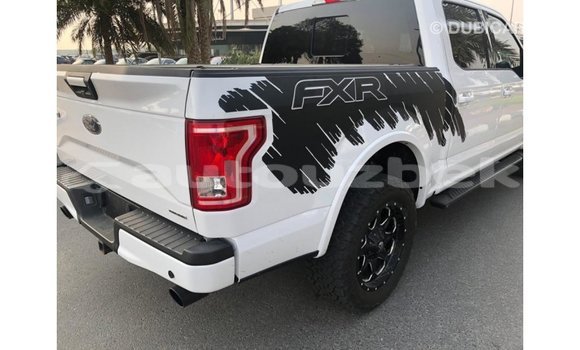 Buy Import Ford Club Wagon White Car in Import - Dubai in Andijon Buy Import Ford Club Wagon White Car in Import - Dubai in Andijon