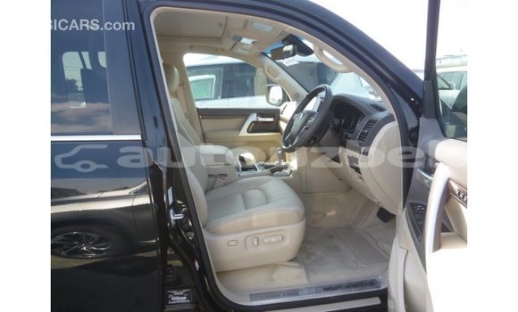 Buy Import Toyota Land Cruiser Black Car in Import - Dubai in Andijon Buy Import Toyota Land Cruiser Black Car in Import - Dubai in Andijon