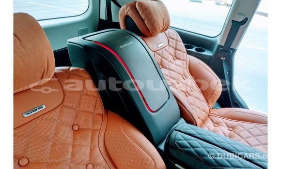 Buy Import Toyota Land Cruiser Black Car in Import - Dubai in Andijon Buy Import Toyota Land Cruiser Black Car in Import - Dubai in Andijon